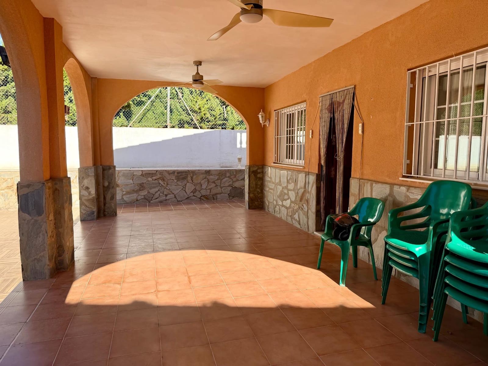 6 bedroom Villa for sale in Retamar with pool garage - € 630,000 (Ref: 10177356)