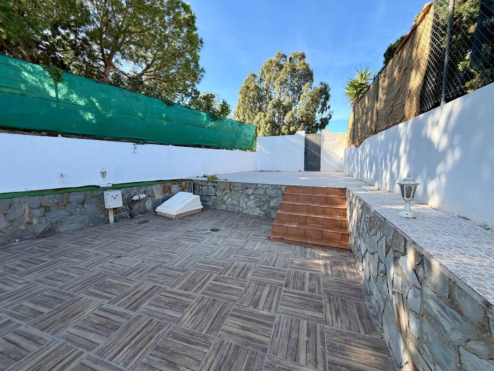 6 bedroom Villa for sale in Retamar with pool garage - € 630,000 (Ref: 10177356)