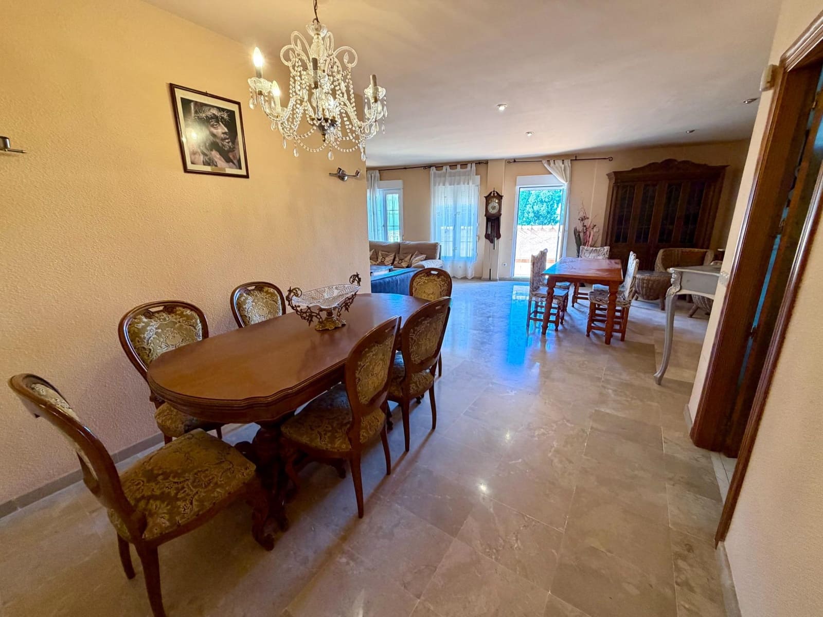6 bedroom Villa for sale in Retamar with pool garage - € 630,000 (Ref: 10177356)