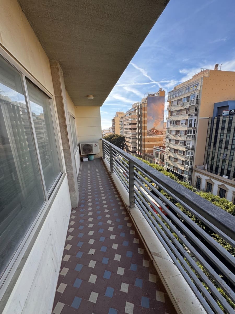 3 chambre Appartement à vendre à Almeria ville - 449 000 € (Ref: 8789952)