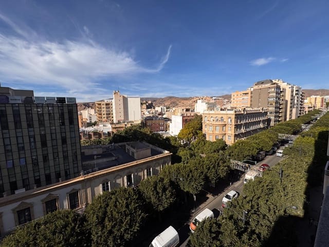 3 chambre Appartement à vendre à Almería ville - 449 000 € (Ref: 8789952)