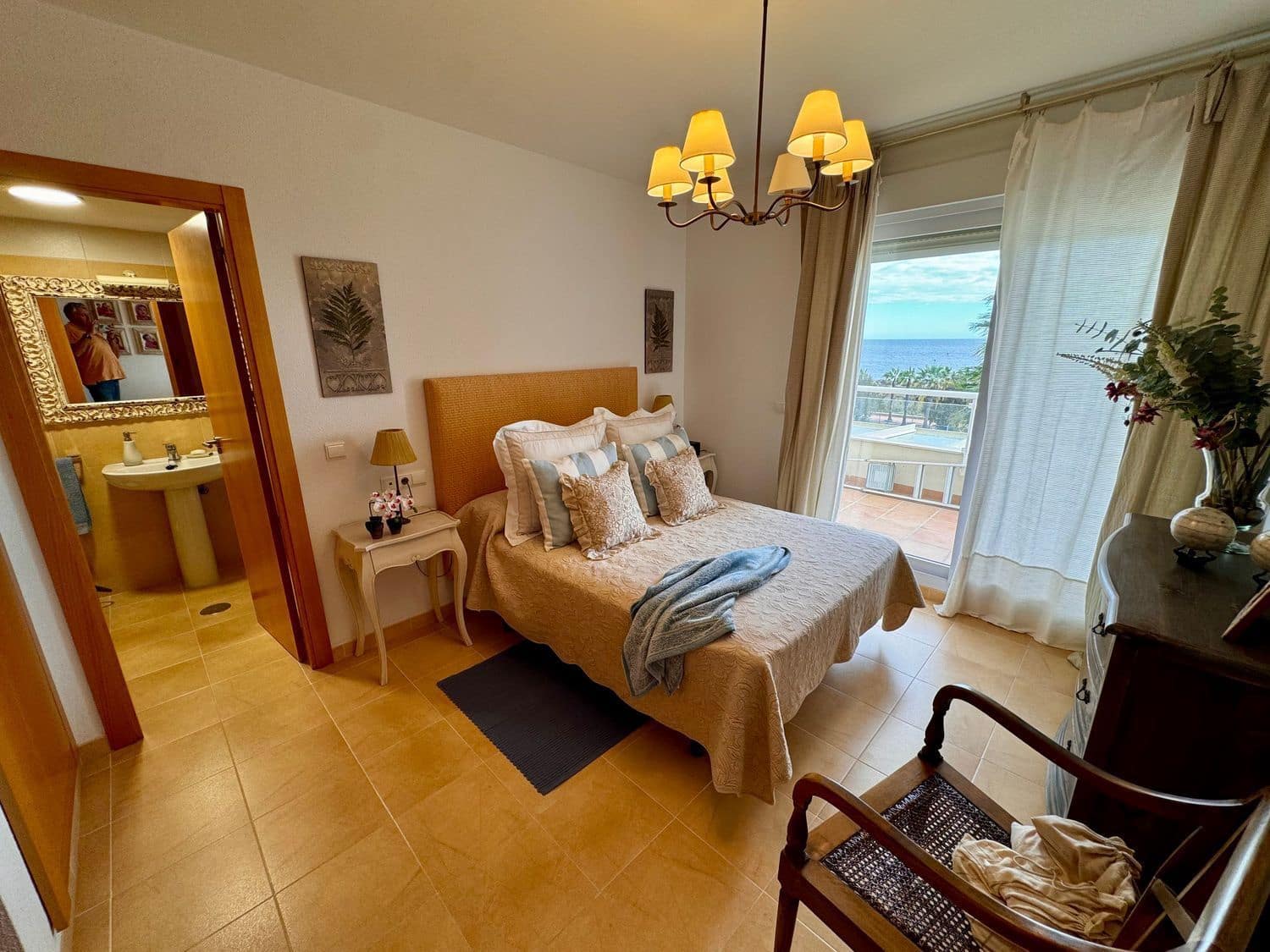 3 sypialnia Mieszkanie na sprzedaż w Almerimar z basenem garażem - 390 000 € (Ref: 8789963)