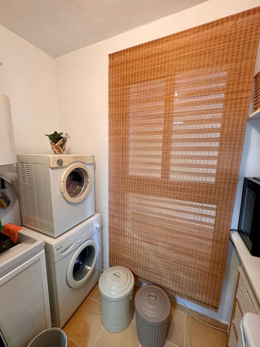 3 sypialnia Mieszkanie na sprzedaż w Almerimar z basenem garażem - 390 000 € (Ref: 8789963)