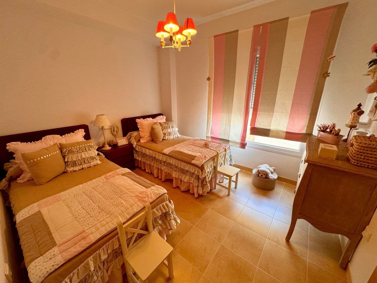 3 sypialnia Mieszkanie na sprzedaż w Almerimar z basenem garażem - 390 000 € (Ref: 8789963)