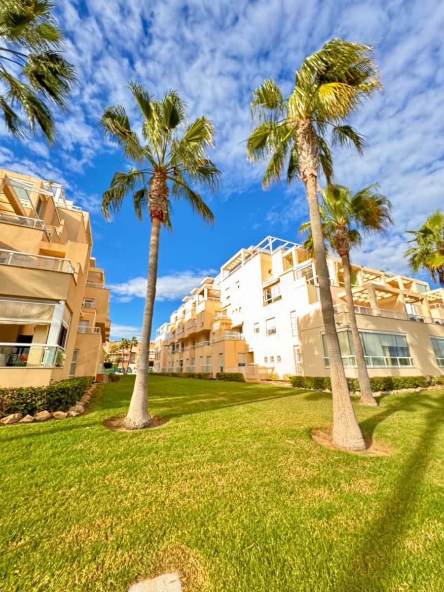 3 sypialnia Mieszkanie na sprzedaż w Almerimar z basenem garażem - 390 000 € (Ref: 8789963)