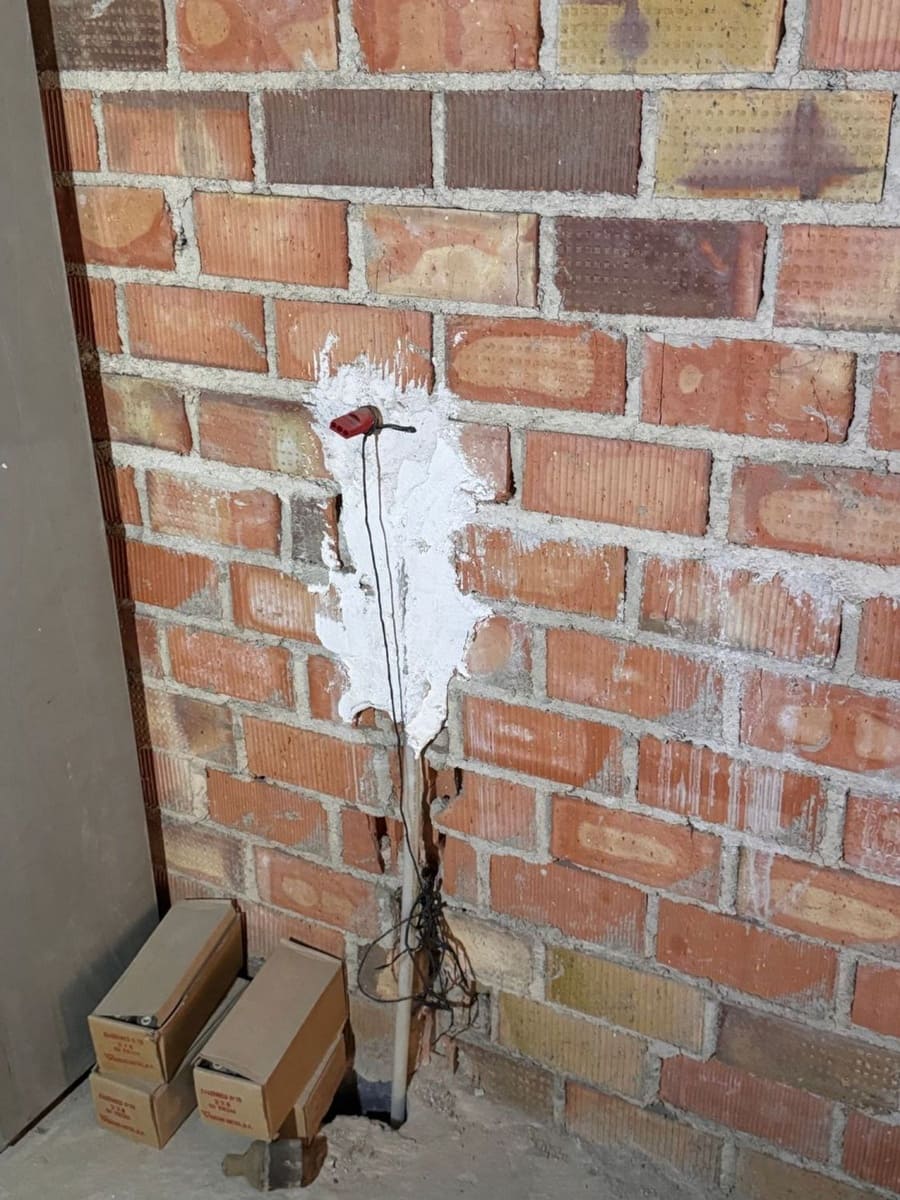 Commercial for sale in Ubeda - € 180,000 (Ref: 8789972)