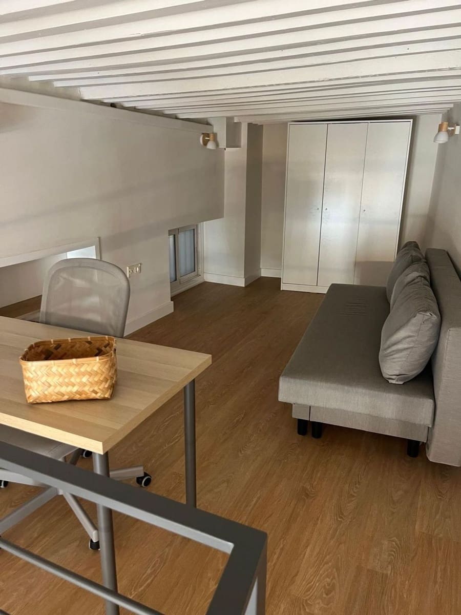 Lägenhet till salu i Almeria stad - 165 000 € (Ref: 8789976)