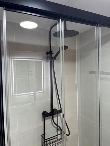 Lägenhet till salu i Almería stad - 165 000 € (Ref: 8789976)