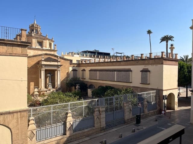 Lägenhet till salu i Almería stad - 165 000 € (Ref: 8789976)