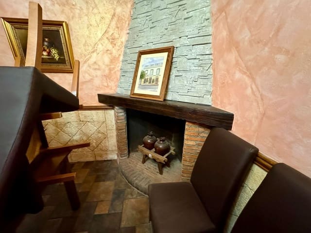 Restaurant/Bar for sale in Alhabia - € 199,900 (Ref: 8789981)