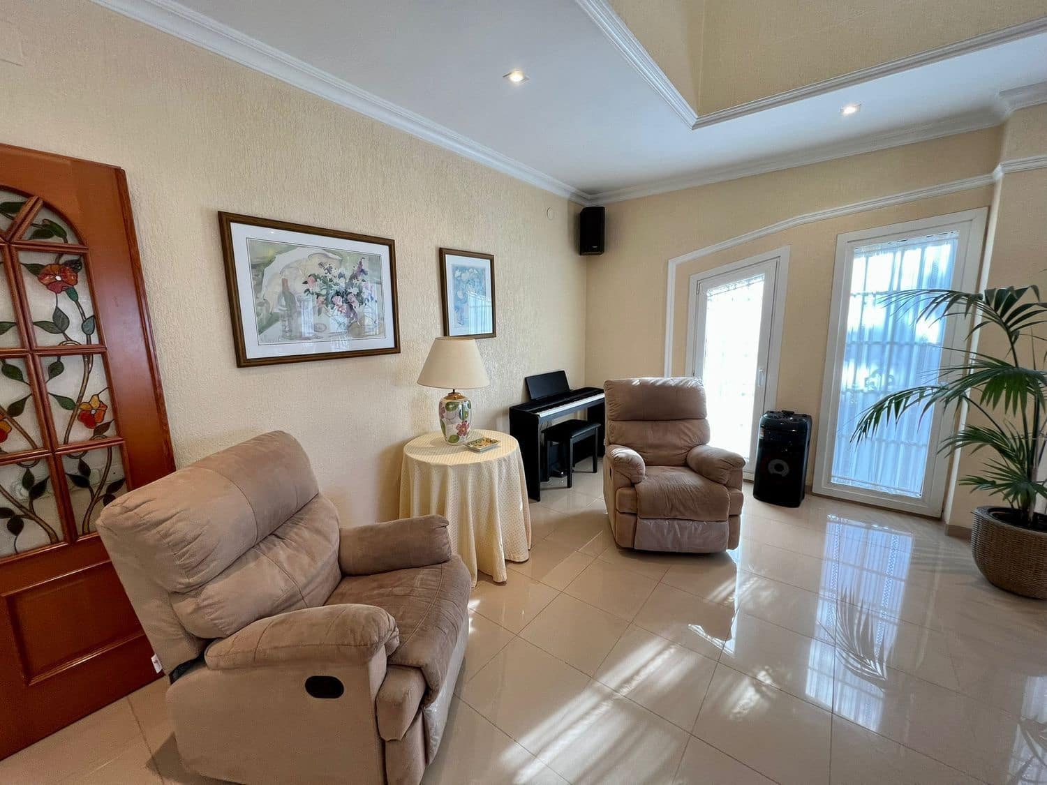 4 bedroom Villa for sale in Retamar with pool - € 749,000 (Ref: 8789989)