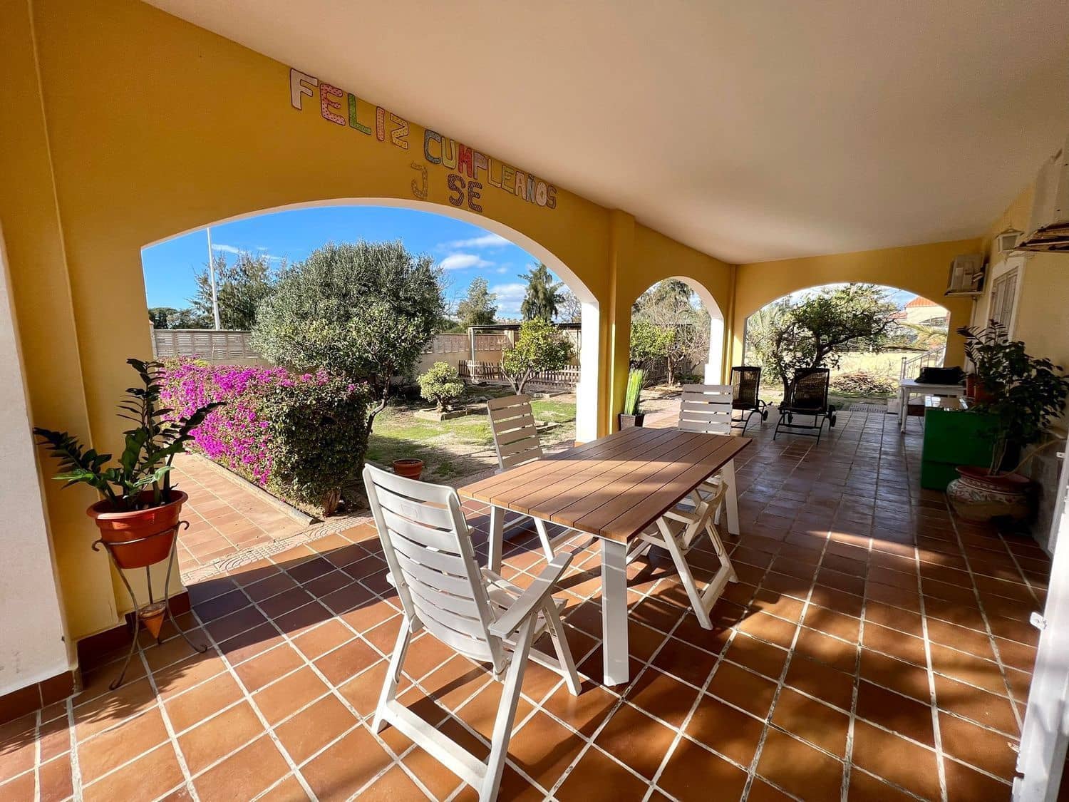 4 bedroom Villa for sale in Retamar with pool - € 749,000 (Ref: 8789989)