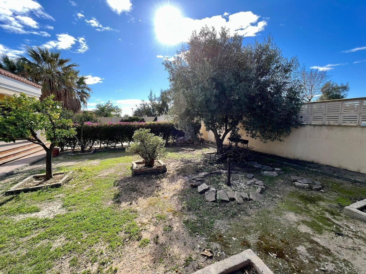 4 bedroom Villa for sale in Retamar with pool - € 749,000 (Ref: 8789989)