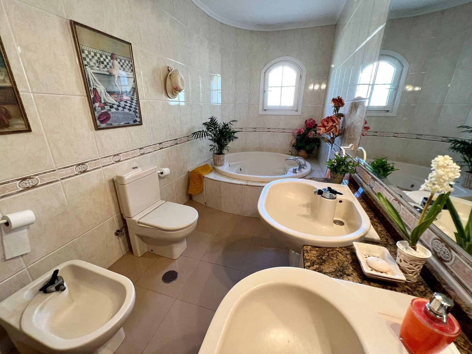 4 bedroom Villa for sale in Retamar with pool - € 749,000 (Ref: 8789989)