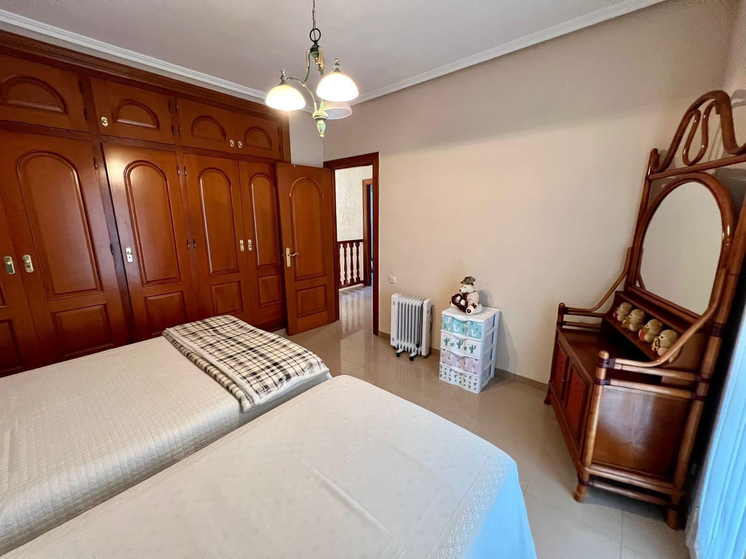 4 bedroom Villa for sale in Retamar with pool - € 749,000 (Ref: 8789989)