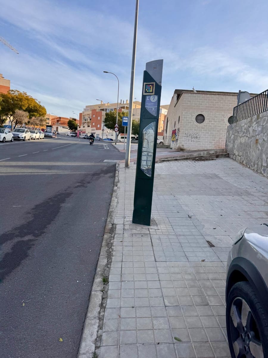 Kommersiell till salu i Almeria stad - 170 000 € (Ref: 8789995)