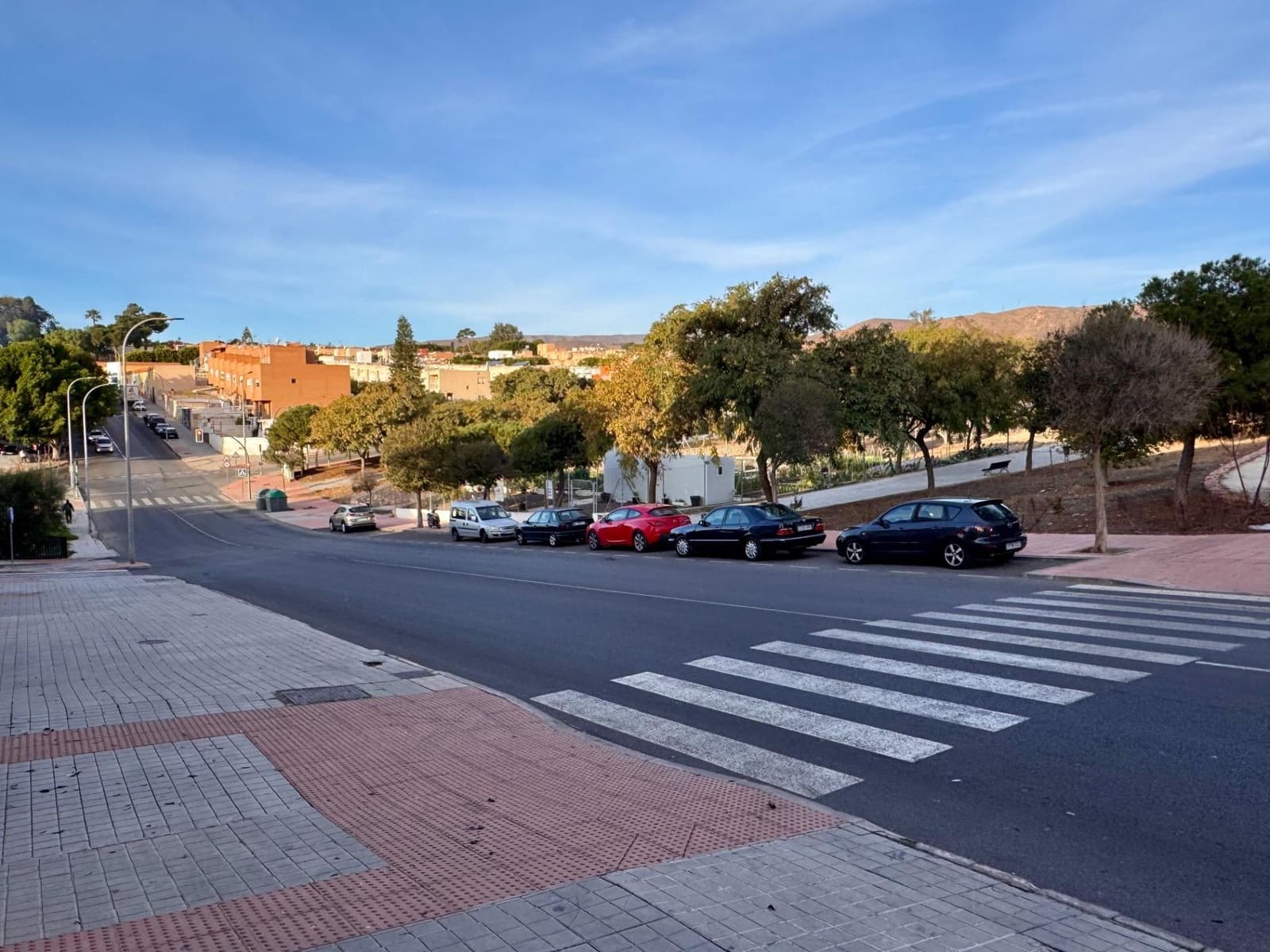 Kommersiell till salu i Almeria stad - 170 000 € (Ref: 8789995)