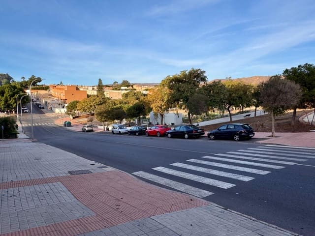 Kommersiell till salu i Almería stad - 170 000 € (Ref: 8789995)