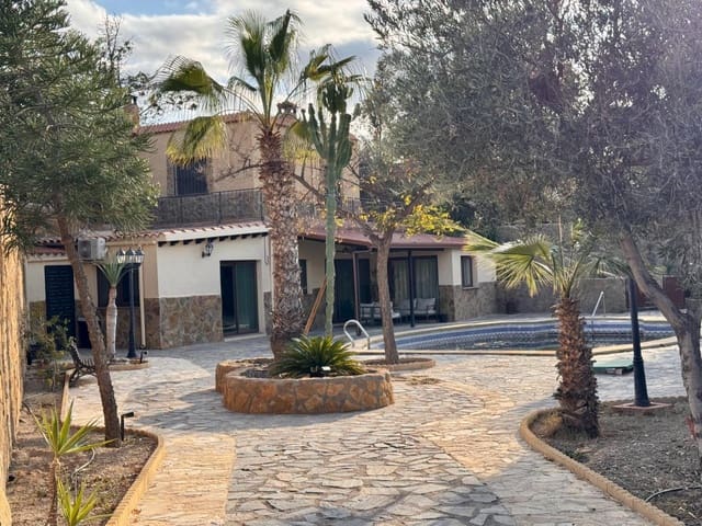 6 soverom Villa til salgs i Pechina med svømmebasseng garasje - € 319 000 (Ref: 8841090)