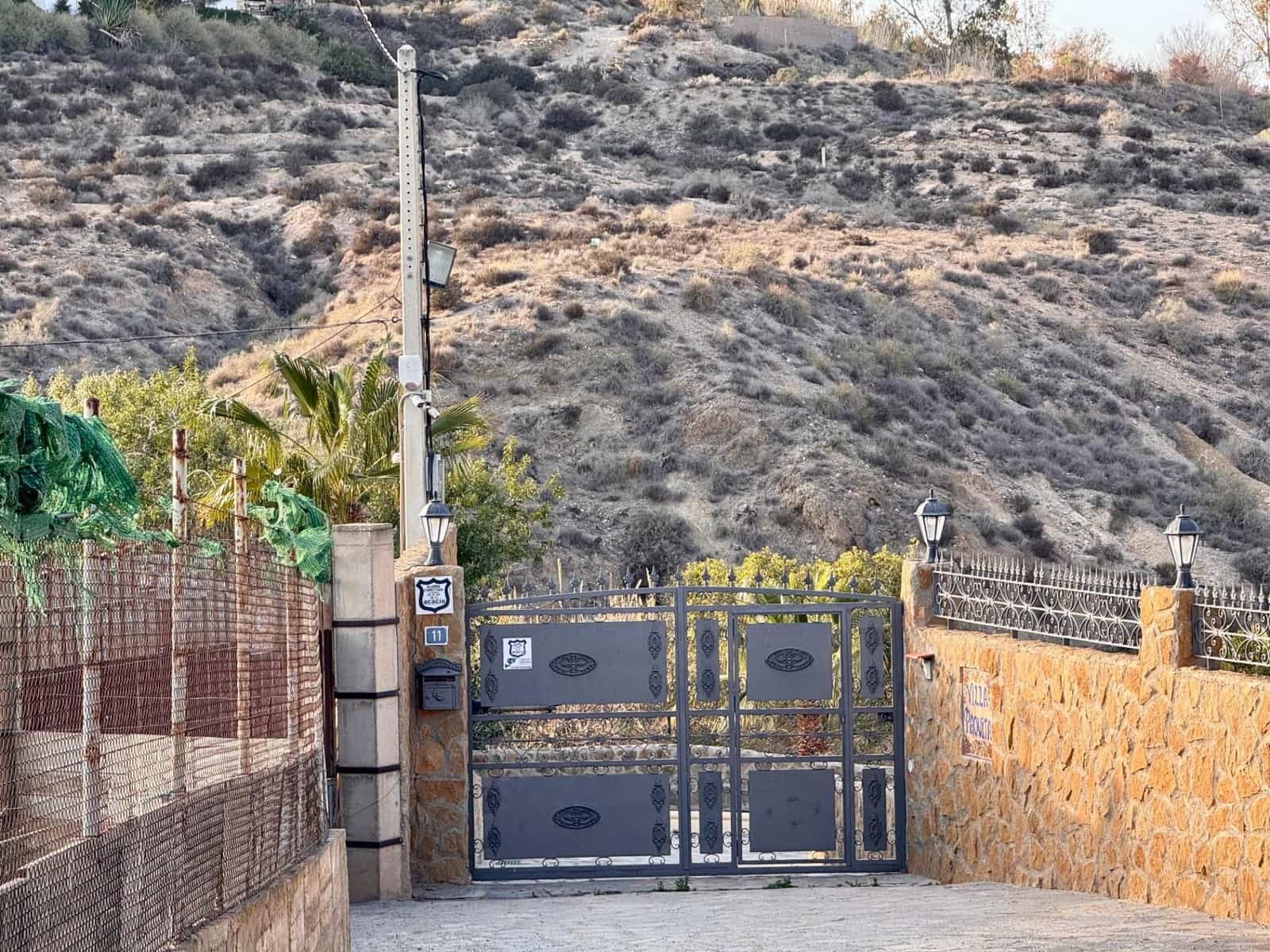 6 sypialnia Willa na sprzedaż w Pechina z basenem garażem - 319 000 € (Ref: 8841090)