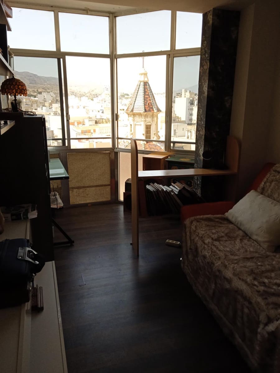 3 makuuhuone Asunto myytävänä paikassa Almeria kaupunki - 270 000 € (Ref: 9343417)