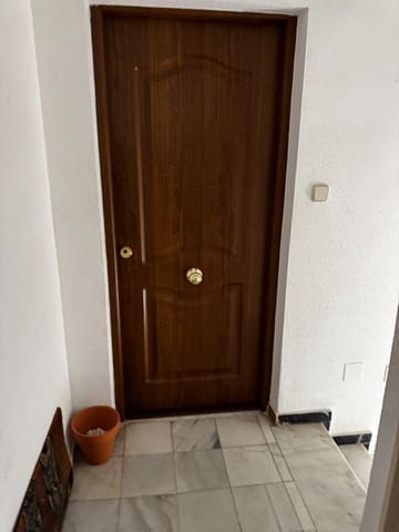 3 soveværelse Lejlighed til salg i Centro, Almería by - € 270.000 (Ref: 9343417)