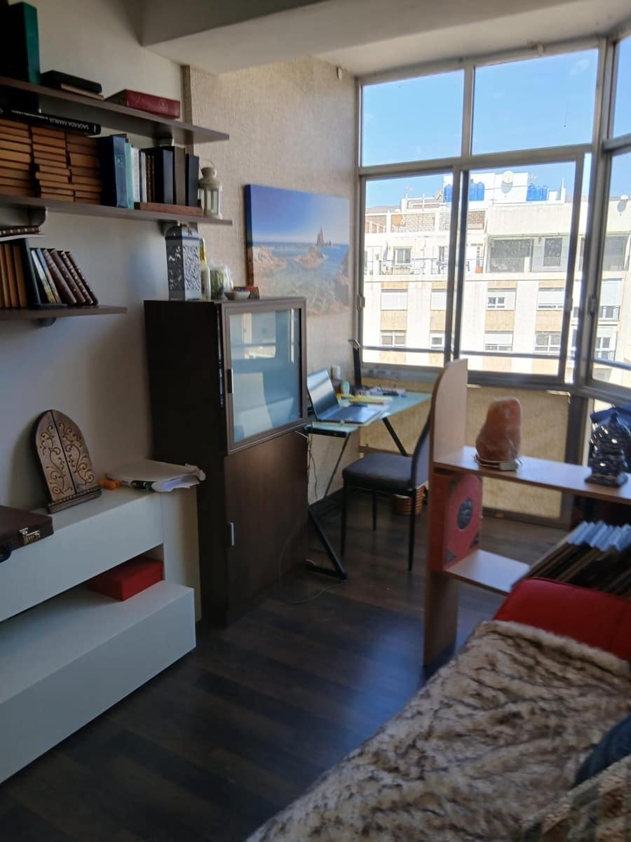 3 makuuhuone Asunto myytävänä paikassa Almeria kaupunki - 270 000 € (Ref: 9343417)