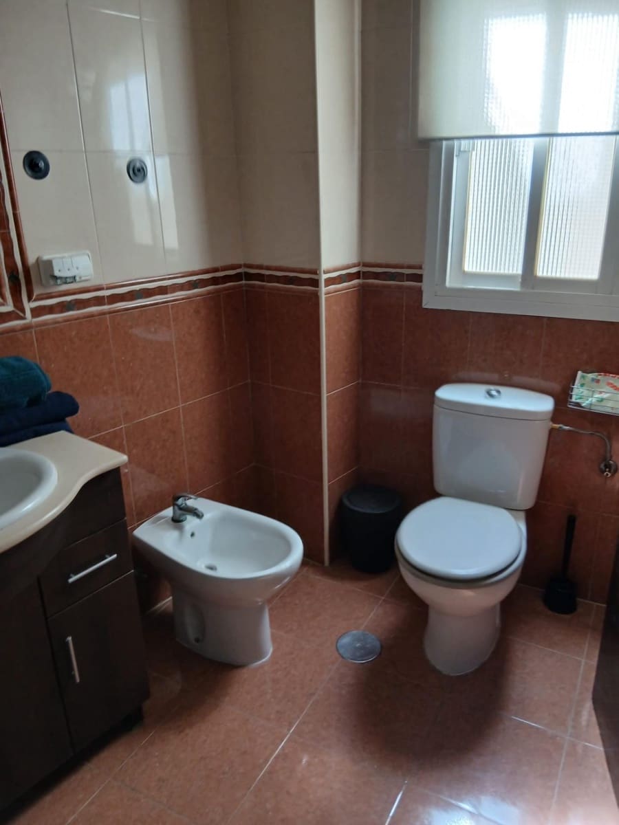 3 makuuhuone Asunto myytävänä paikassa Almeria kaupunki - 270 000 € (Ref: 9343417)