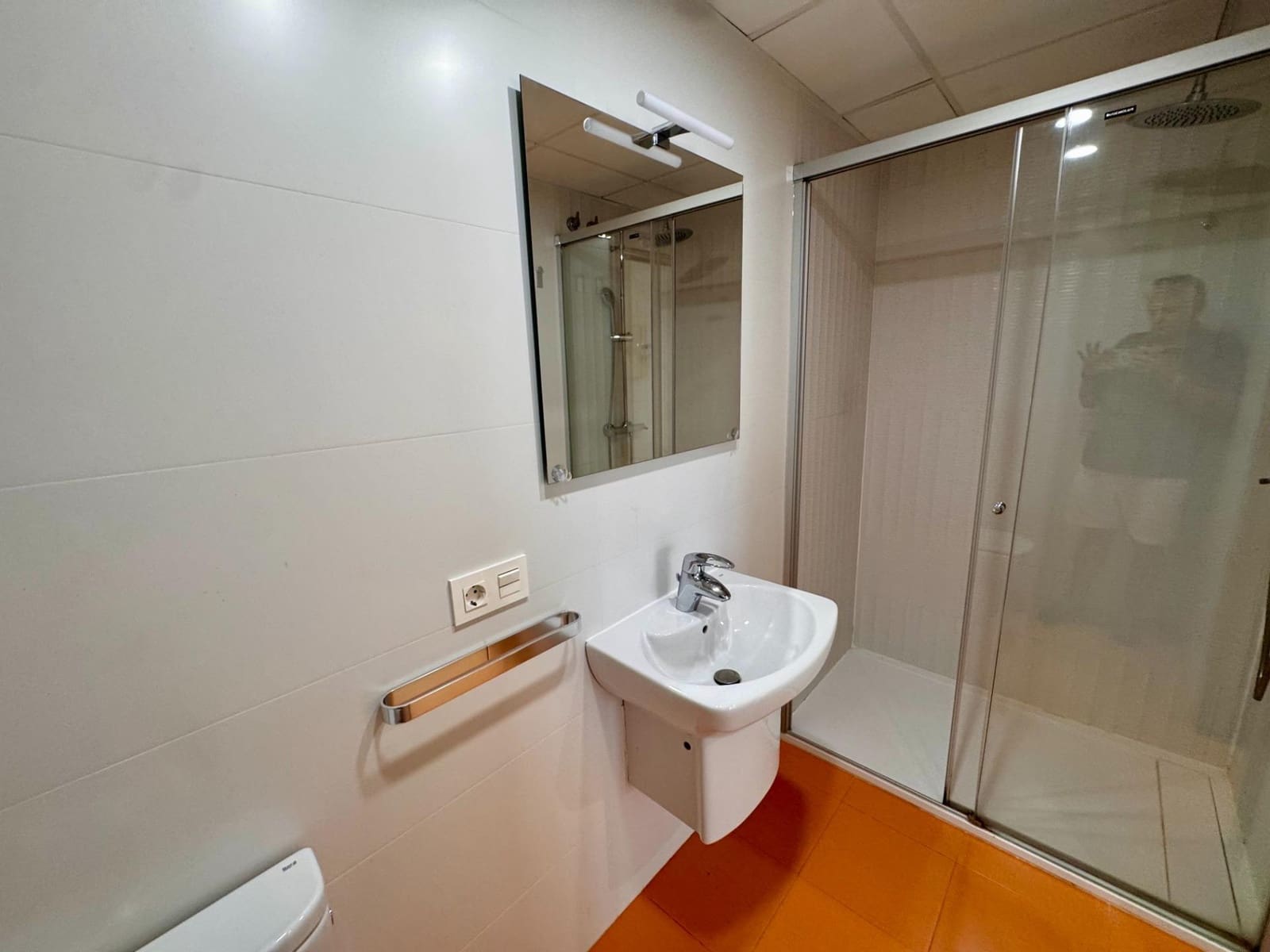 3 makuuhuone Asunto myytävänä paikassa Almeria kaupunki mukana uima-altaan 
autotalli - 320 000 € (Ref: 9343422)