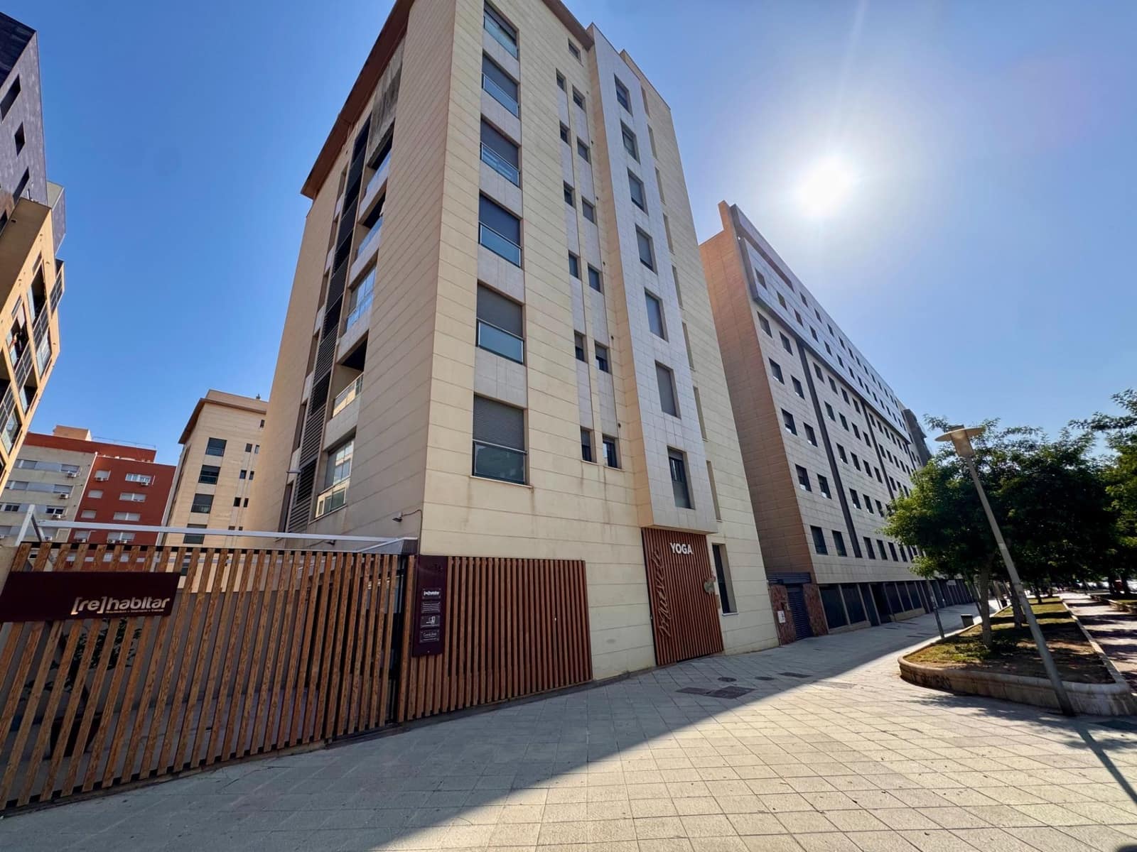 3 makuuhuone Asunto myytävänä paikassa Almeria kaupunki mukana uima-altaan 
autotalli - 320 000 € (Ref: 9343422)