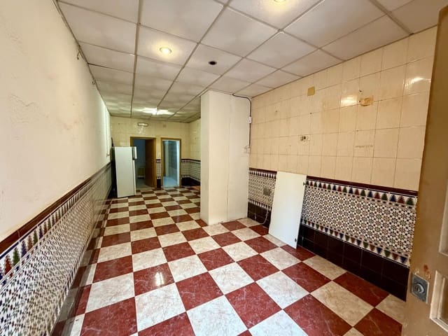 2 sovrum Lägenhet till salu i Almería stad med garage - 115 000 € (Ref: 9343423)