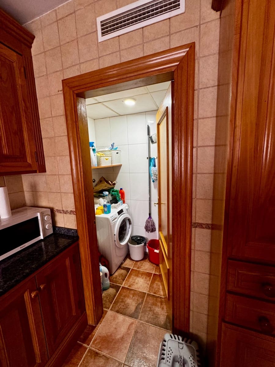 4 sypialnia Dom szeregowy na sprzedaż w Miasto Almeria z garażem - 369 900 € (Ref: 9343424)