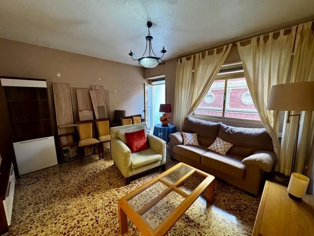 3 chambre Appartement à vendre à Centro, Almería ville avec garage - 260 000 € (Ref: 9343426)