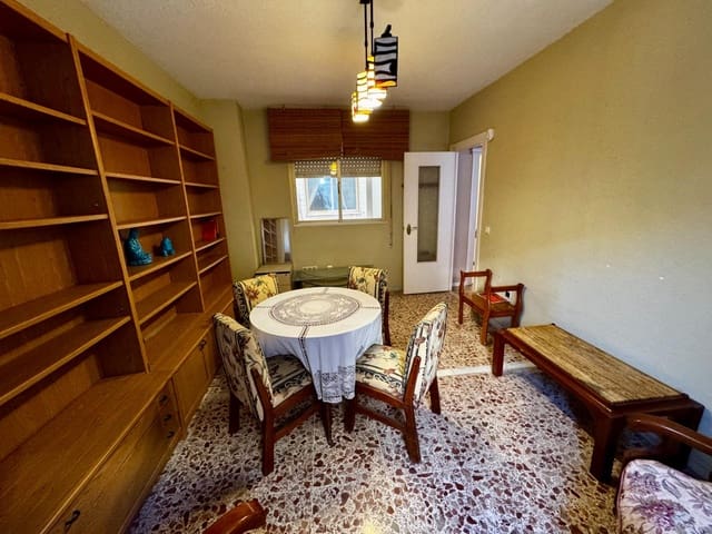 3 chambre Appartement à vendre à Centro, Almería ville avec garage - 260 000 € (Ref: 9343426)