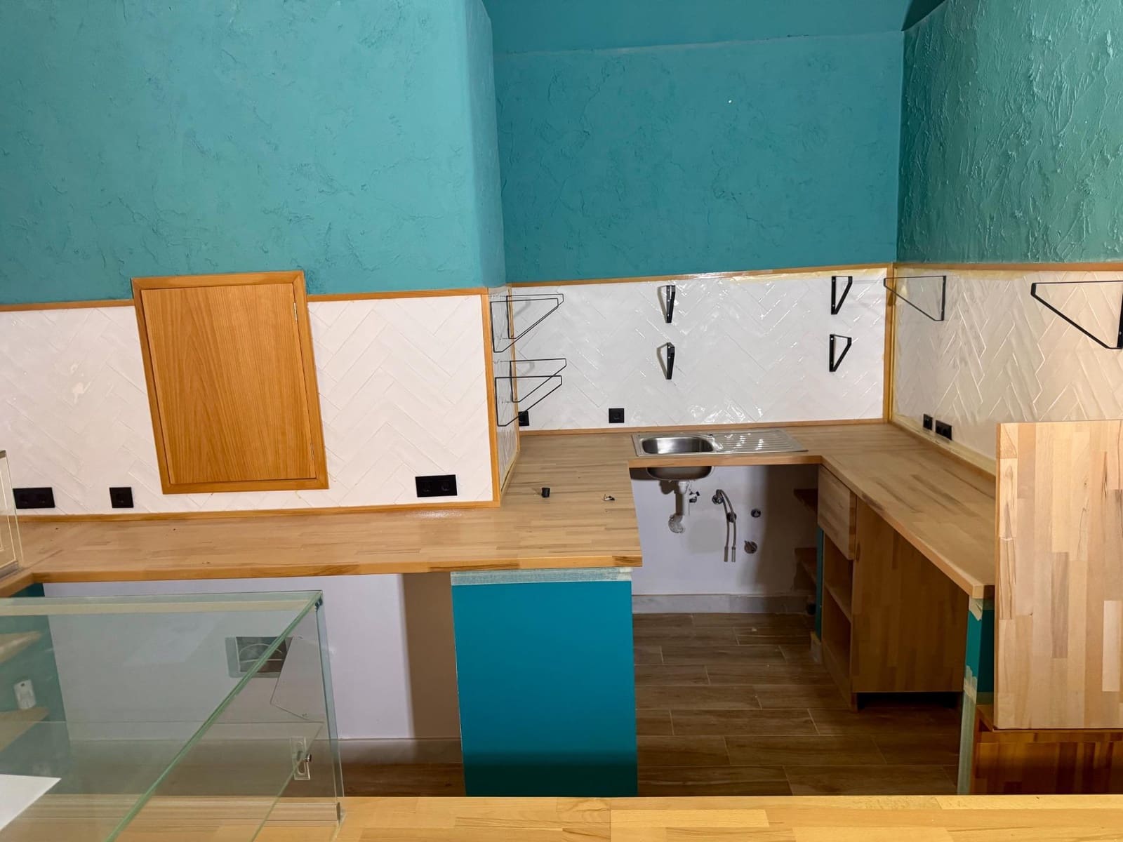 Kommersiell til salgs i Almeria by - € 249 000 (Ref: 9343428)