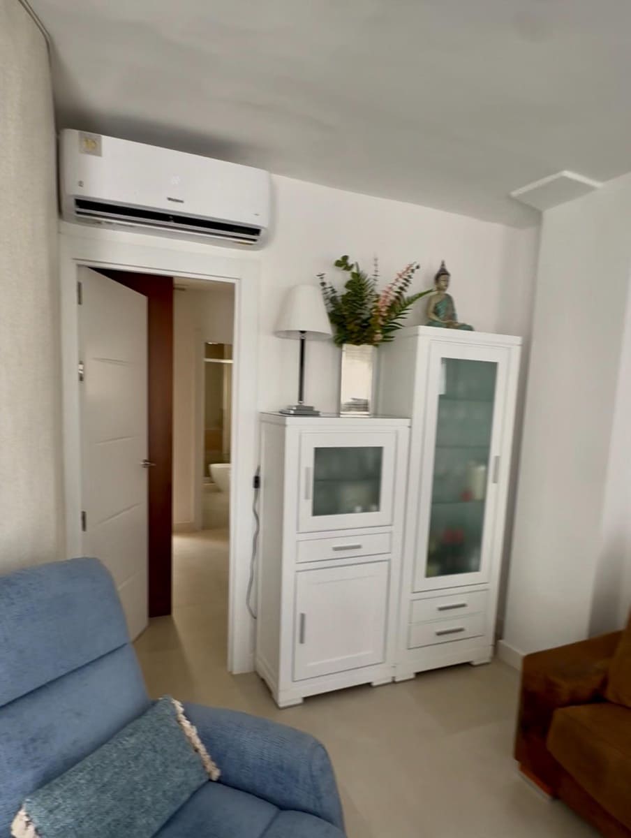 3 slaapkamer Penthouse te koop in Almeria stad - € 235.000 (Ref: 9343431)