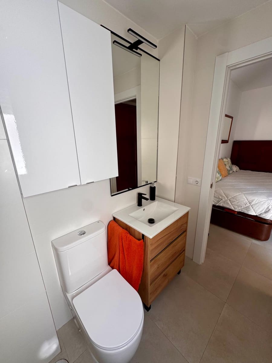 3 slaapkamer Penthouse te koop in Almeria stad - € 235.000 (Ref: 9343431)