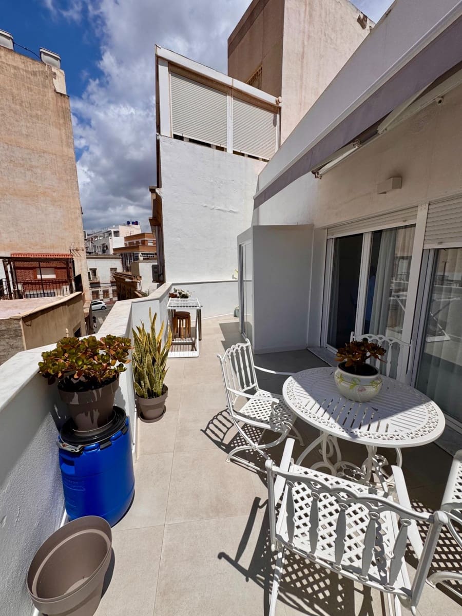 3 slaapkamer Penthouse te koop in Almeria stad - € 235.000 (Ref: 9343431)