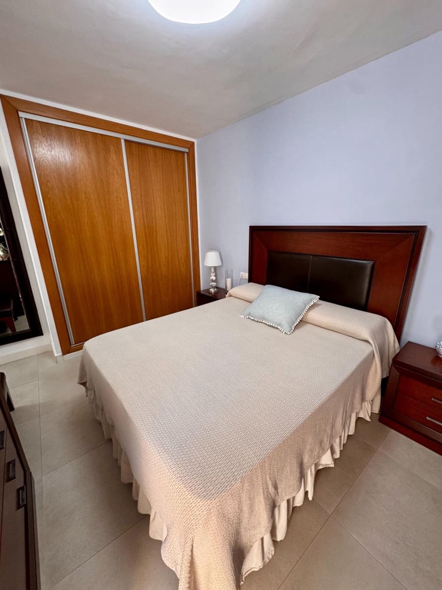 3 slaapkamer Penthouse te koop in Almeria stad - € 235.000 (Ref: 9343431)