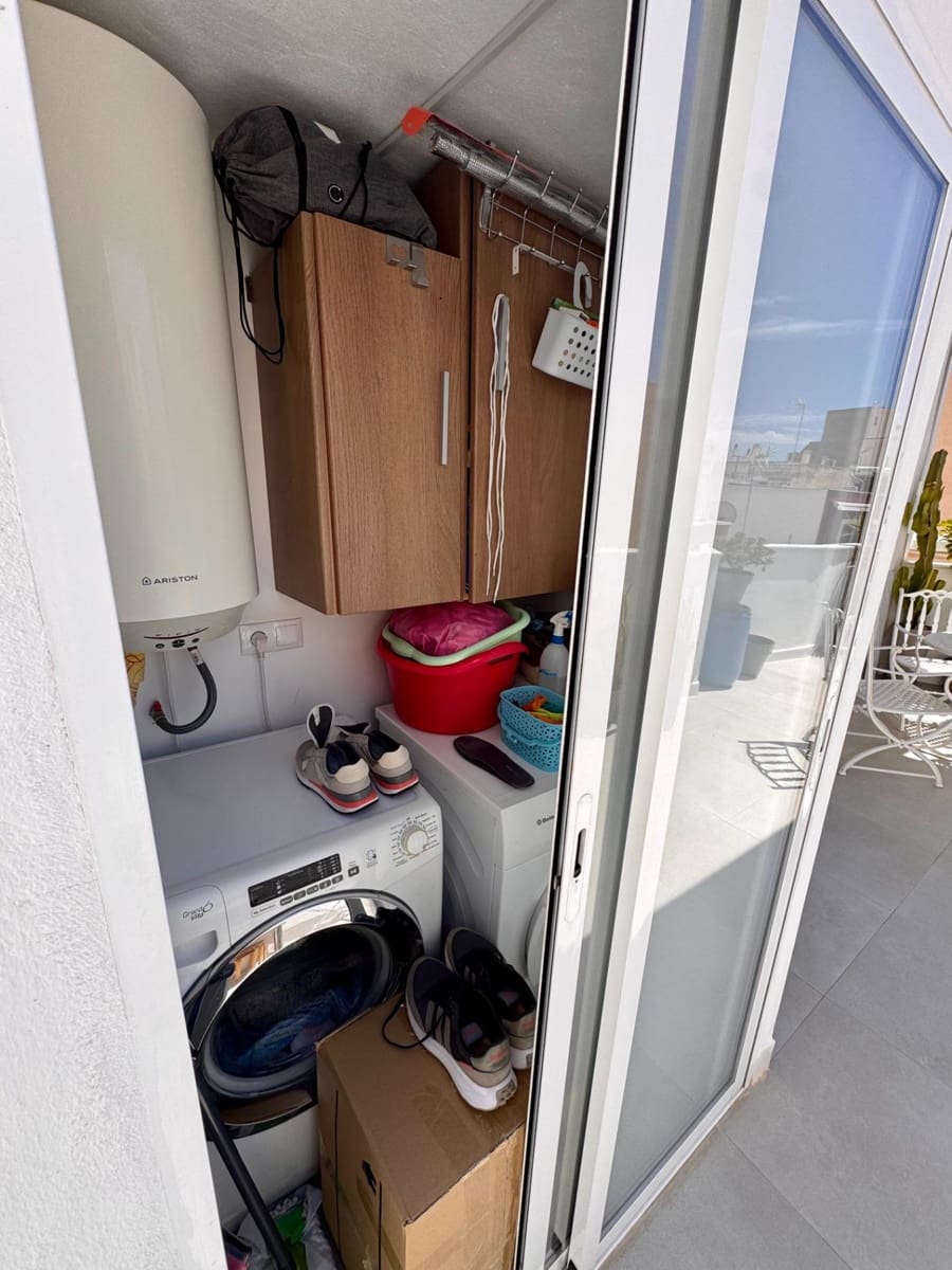 3 slaapkamer Penthouse te koop in Almeria stad - € 235.000 (Ref: 9343431)