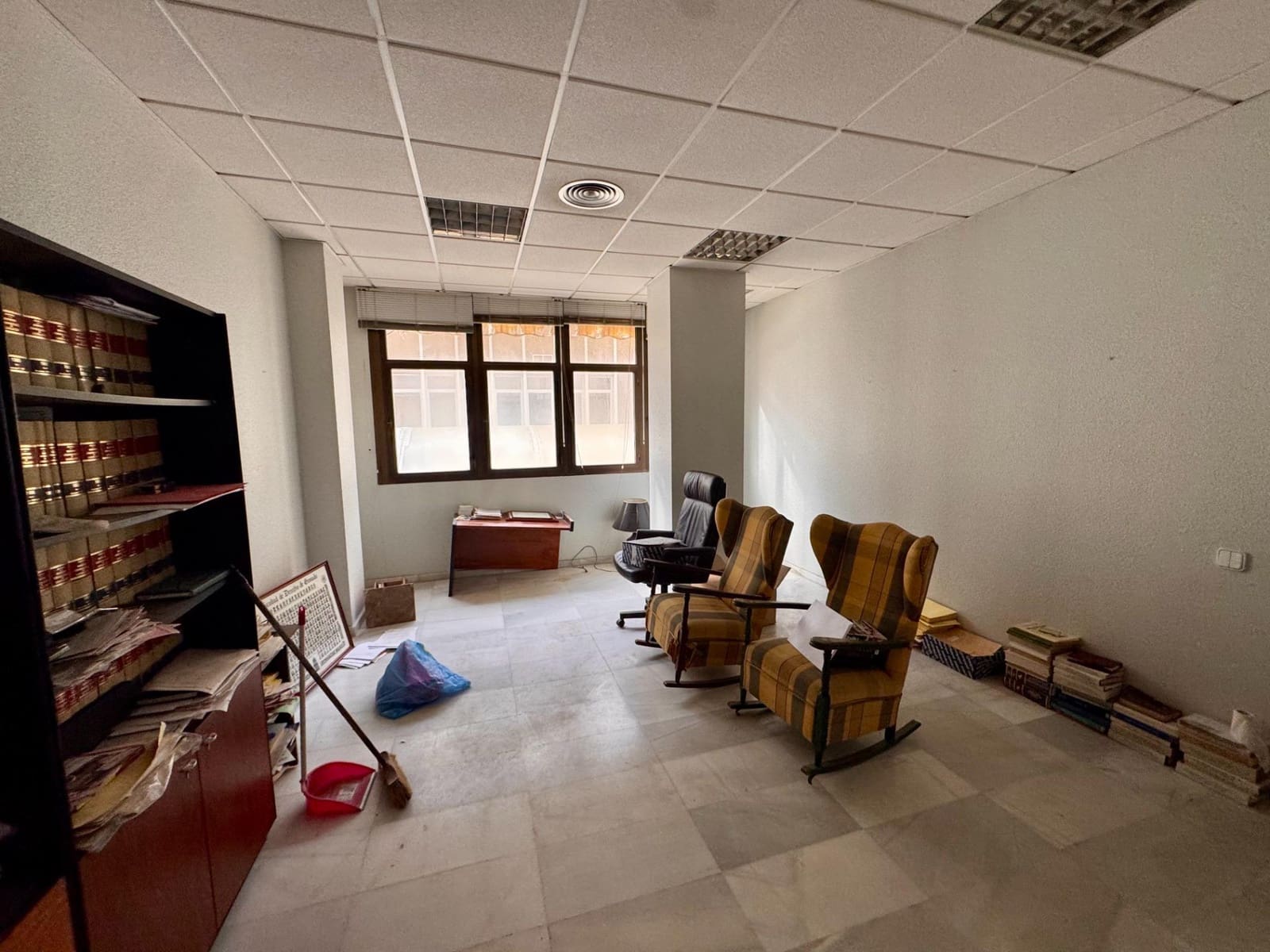 3 sovrum Kontor till salu i Almeria stad - 345 000 € (Ref: 9343437)