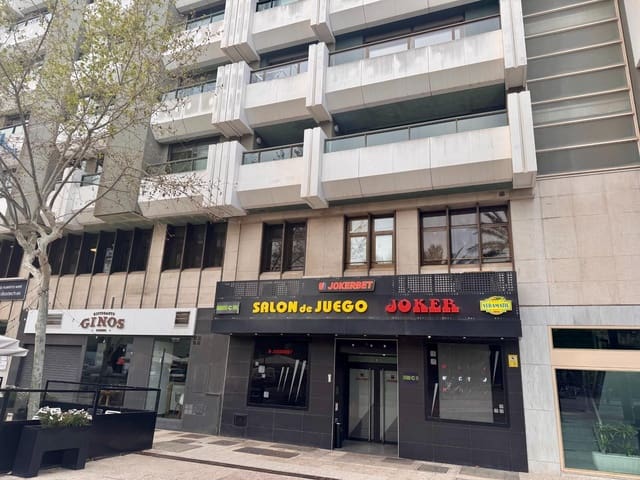 3 sovrum Kontor till salu i Centro, Almería stad - 345 000 € (Ref: 9343437)