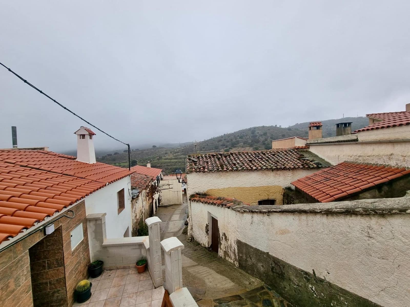 5 slaapkamer Huis te koop in Benizalon - € 60.000 (Ref: 9343441)