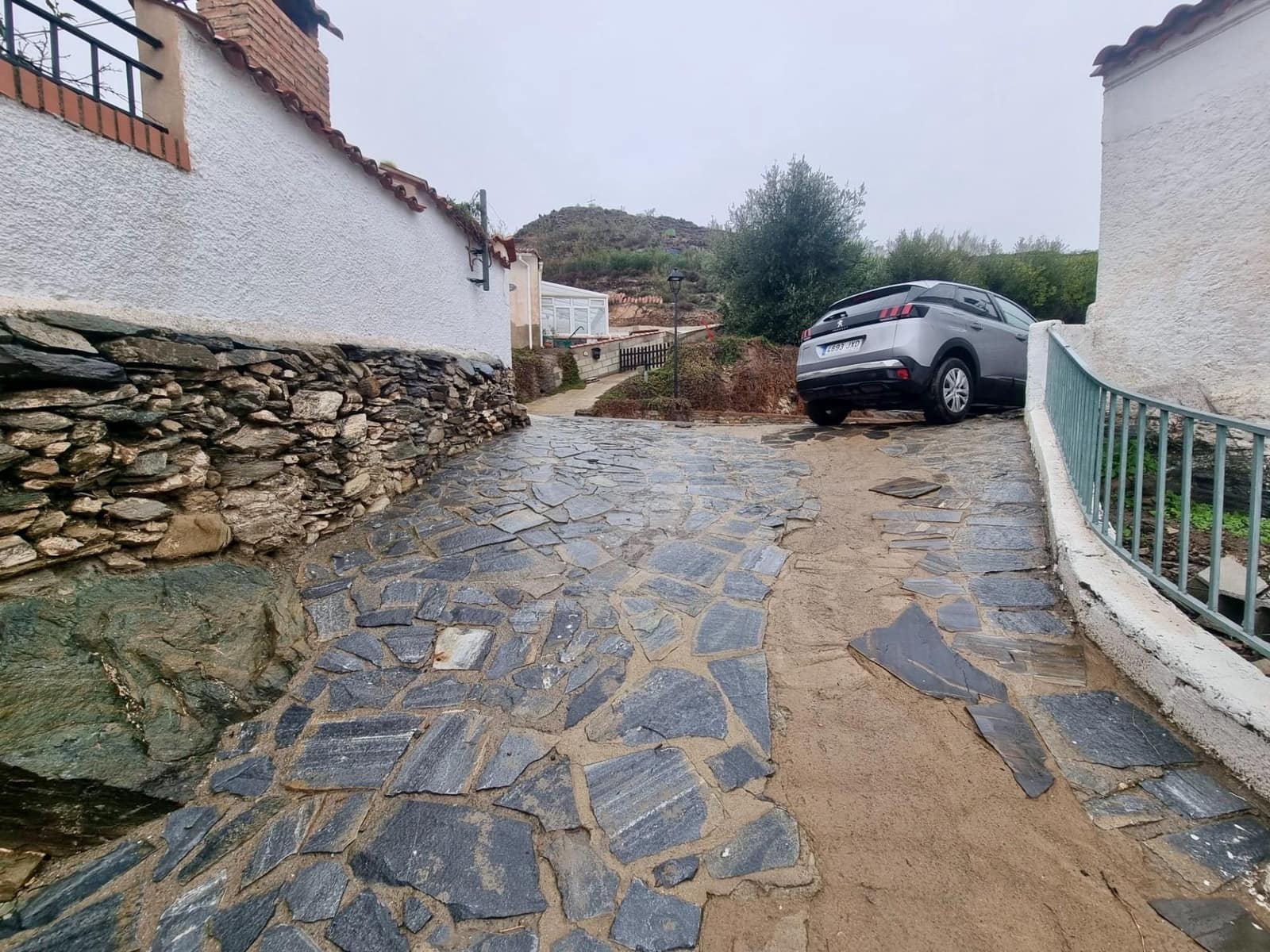 5 slaapkamer Huis te koop in Benizalon - € 60.000 (Ref: 9343441)