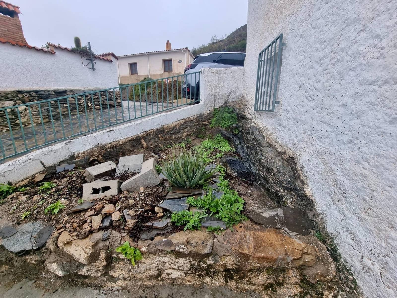 5 slaapkamer Huis te koop in Benizalon - € 60.000 (Ref: 9343441)