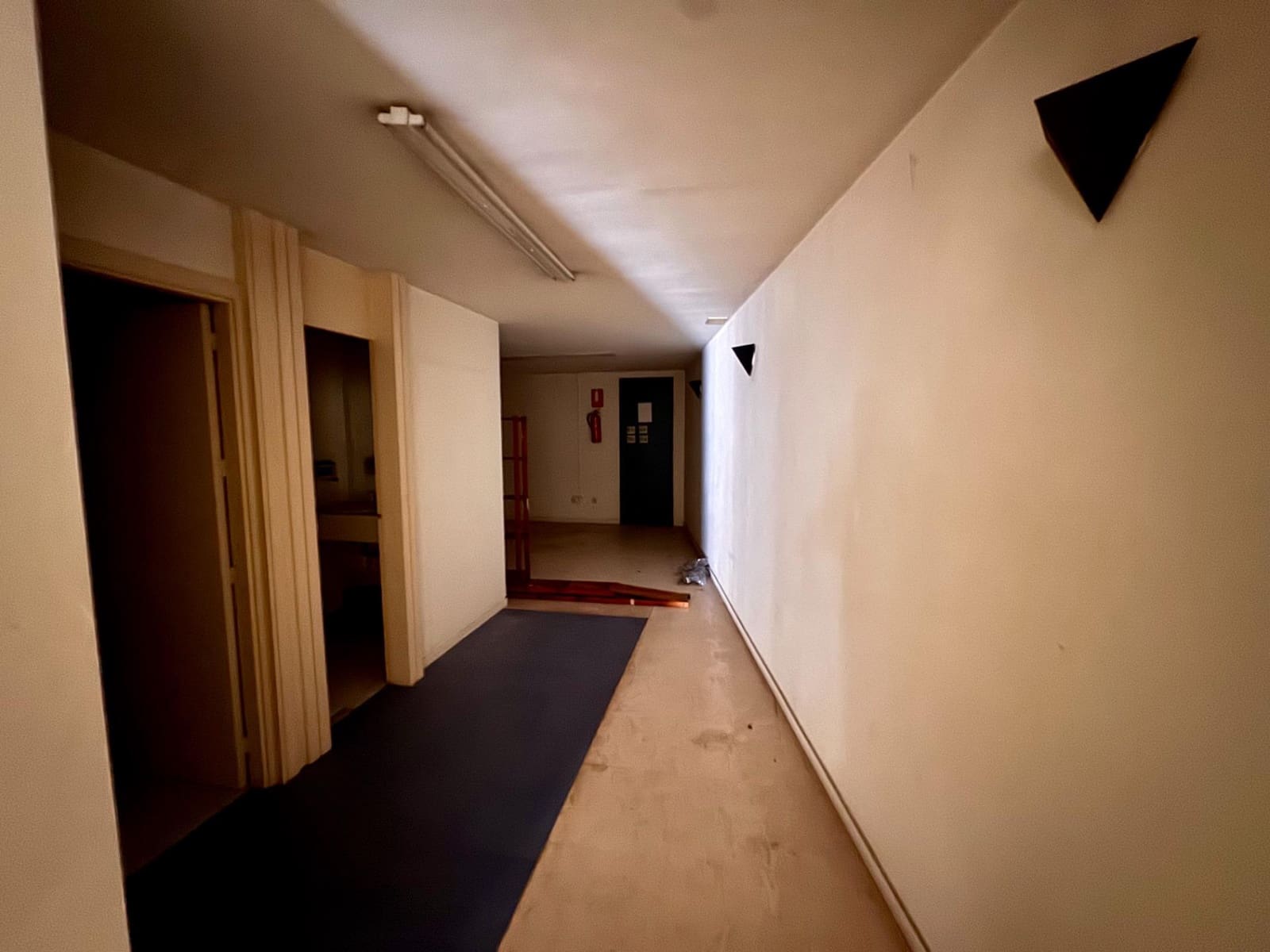 Kaupallinen myytävänä paikassa Almeria kaupunki - 340 000 € (Ref: 9343442)