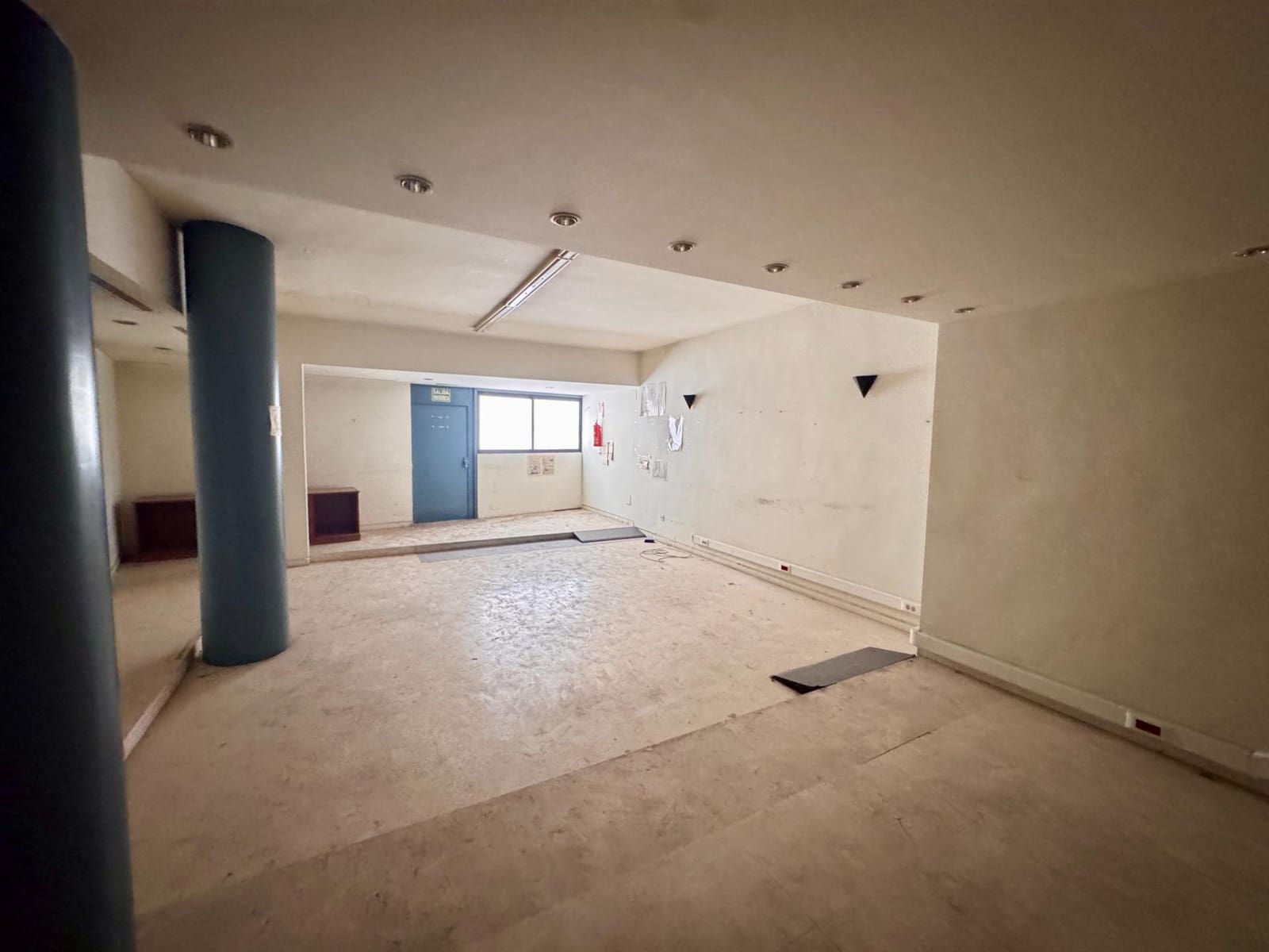 Kaupallinen myytävänä paikassa Almeria kaupunki - 340 000 € (Ref: 9343442)