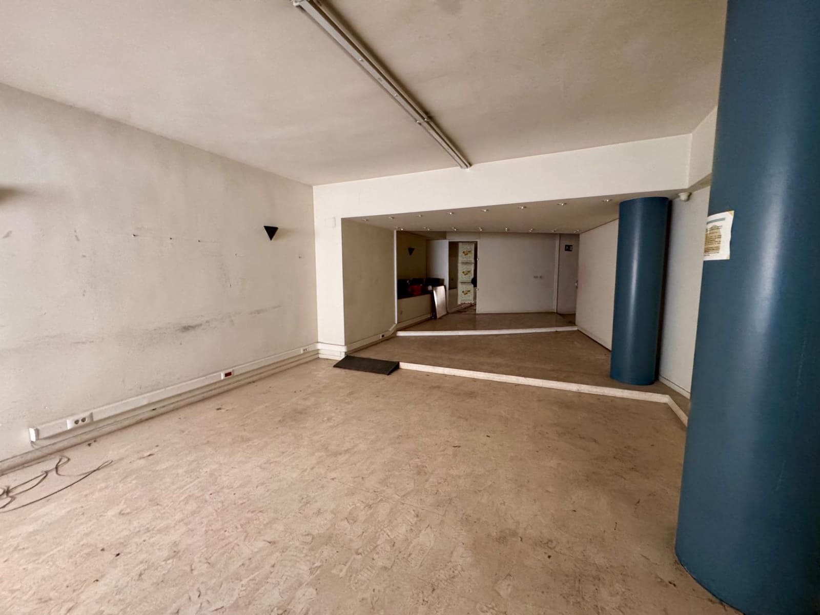 Kaupallinen myytävänä paikassa Almeria kaupunki - 340 000 € (Ref: 9343442)