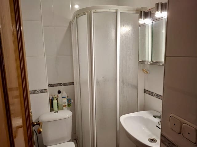 4 soveværelse Lejlighed til salg i Almería by med garage - € 259.000 (Ref: 9343443)