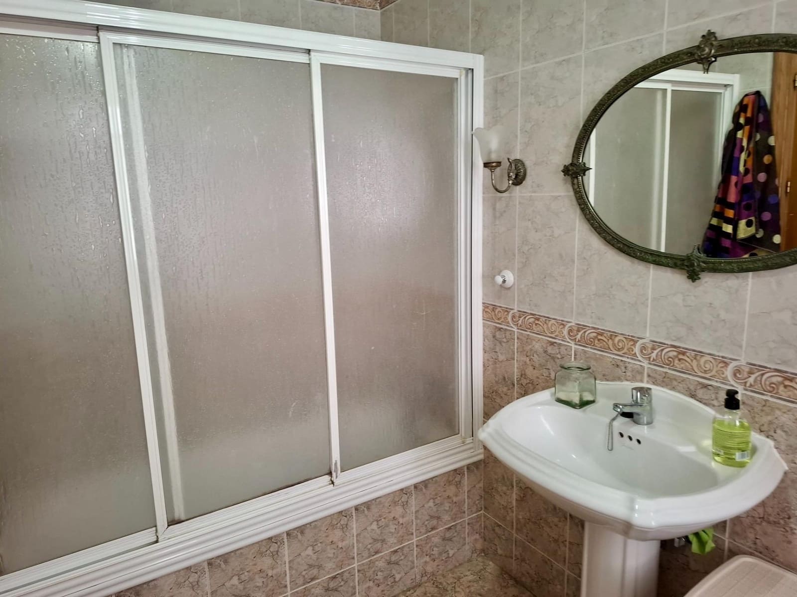 4 makuuhuone Asunto myytävänä paikassa Almeria kaupunki mukana 
autotalli - 259 000 € (Ref: 9343443)